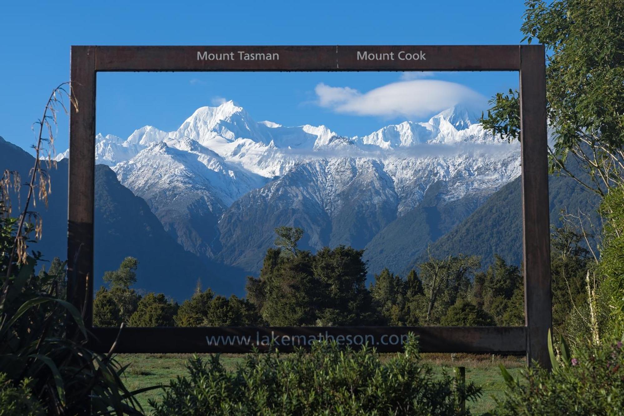 Ropatinis Bed & Breakfast Fox Glacier Exterior photo